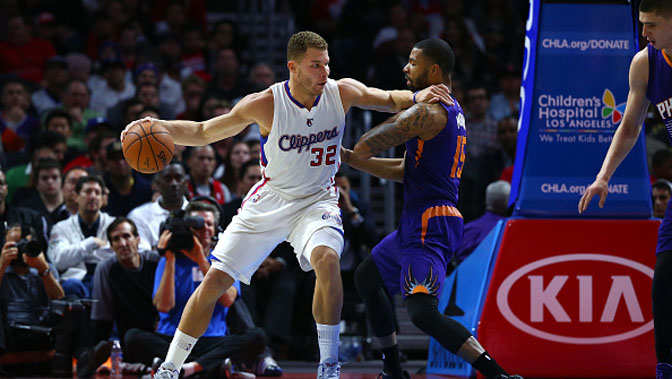 及同场队友 及同场队友